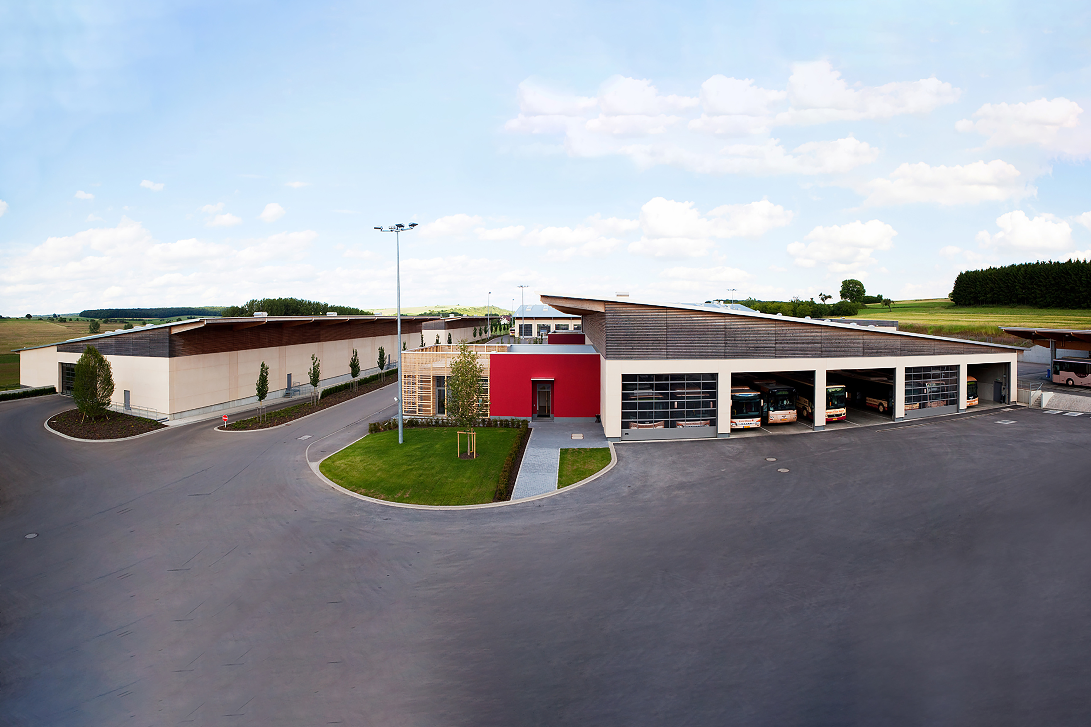 Copyright : TEAM 31 Garages pour bus et bâtiment administratif Emile Weber