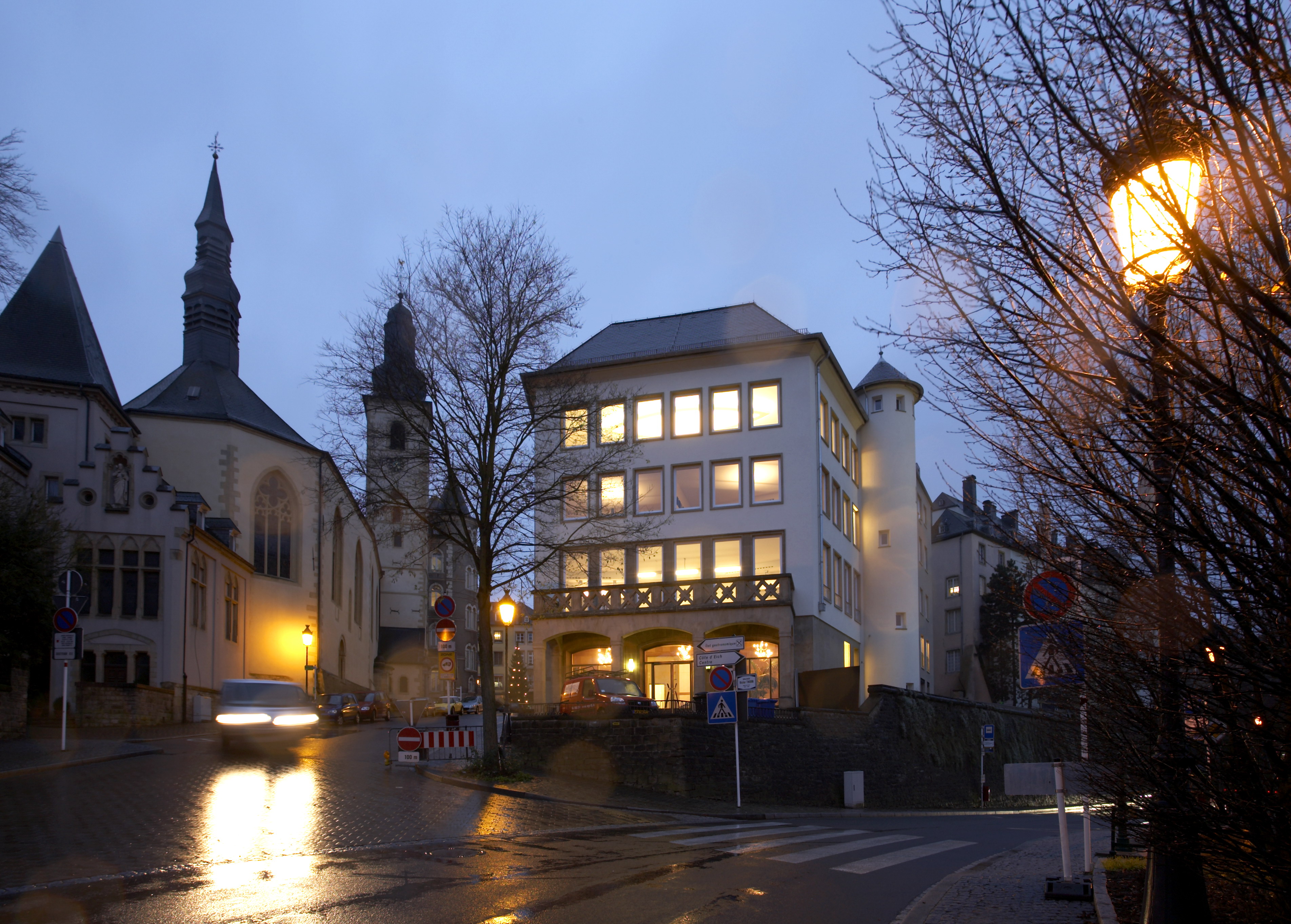 Copyright : Christof Weber Ilôt A Vieille Ville, Conseil d'Etat, commerces et appartements