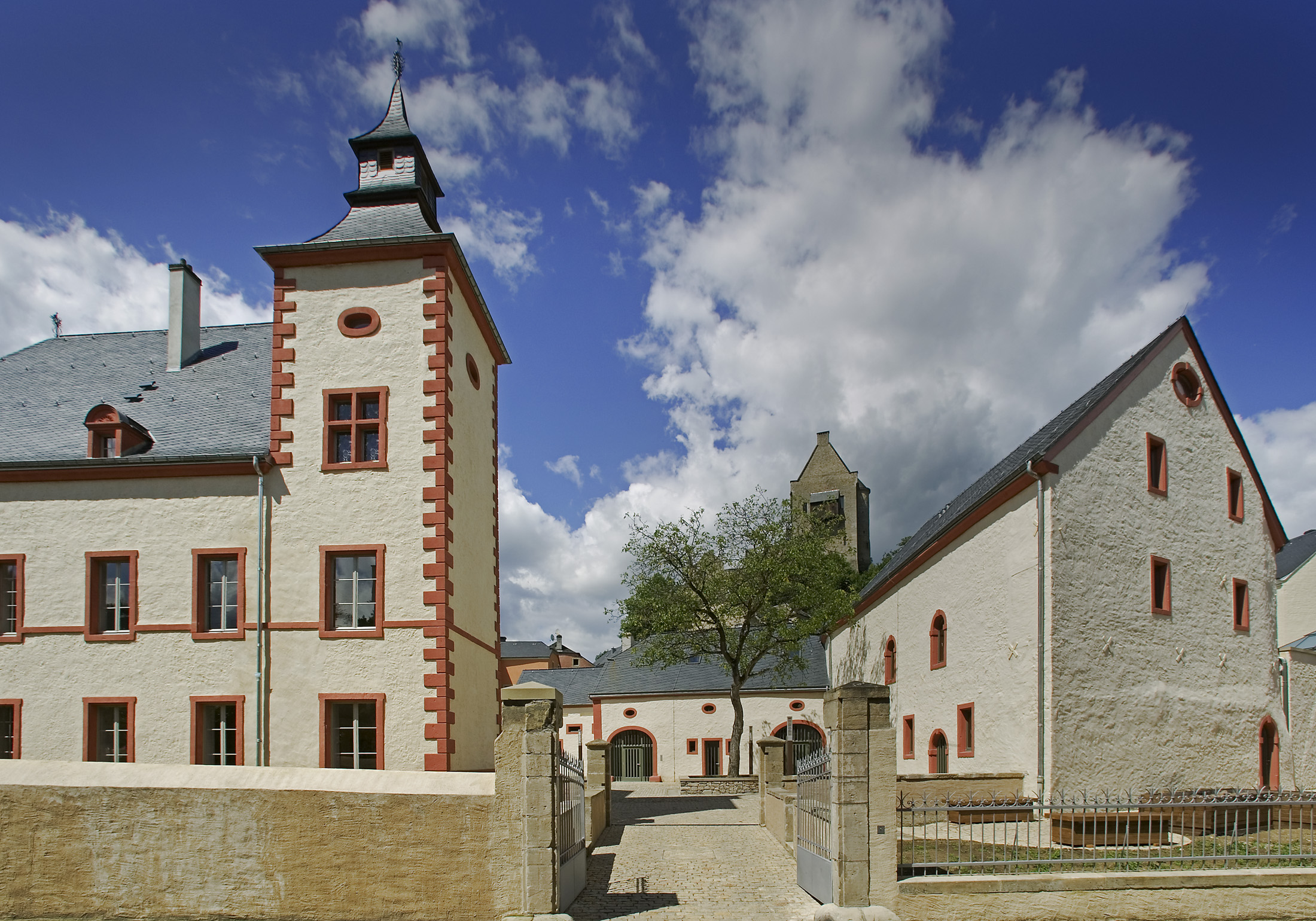 MANOIR DE ROEBE A LAROCHETTE