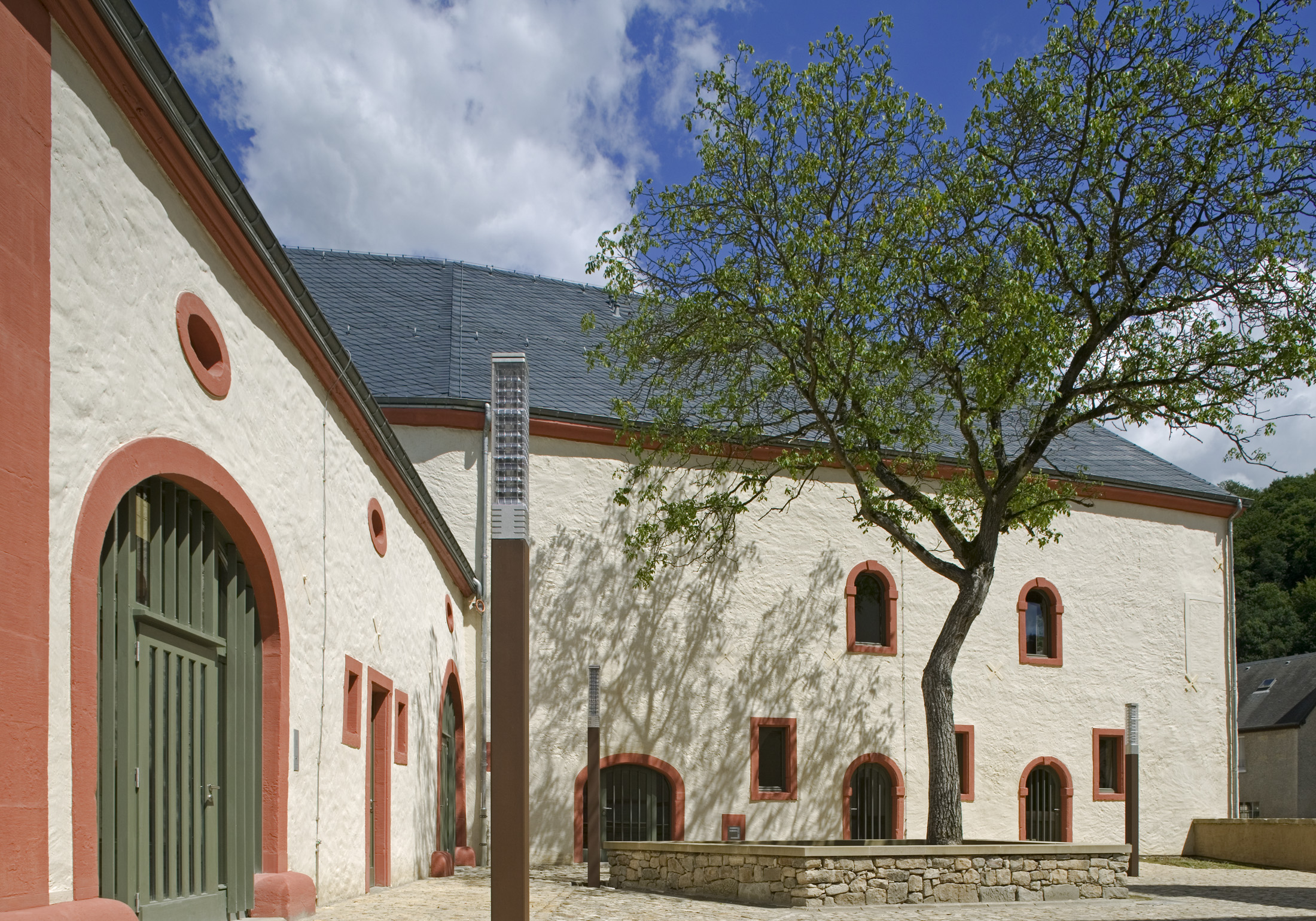 MANOIR DE ROEBE A LAROCHETTE