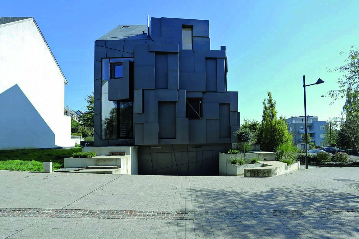MAISON UNIFAMILIALE
