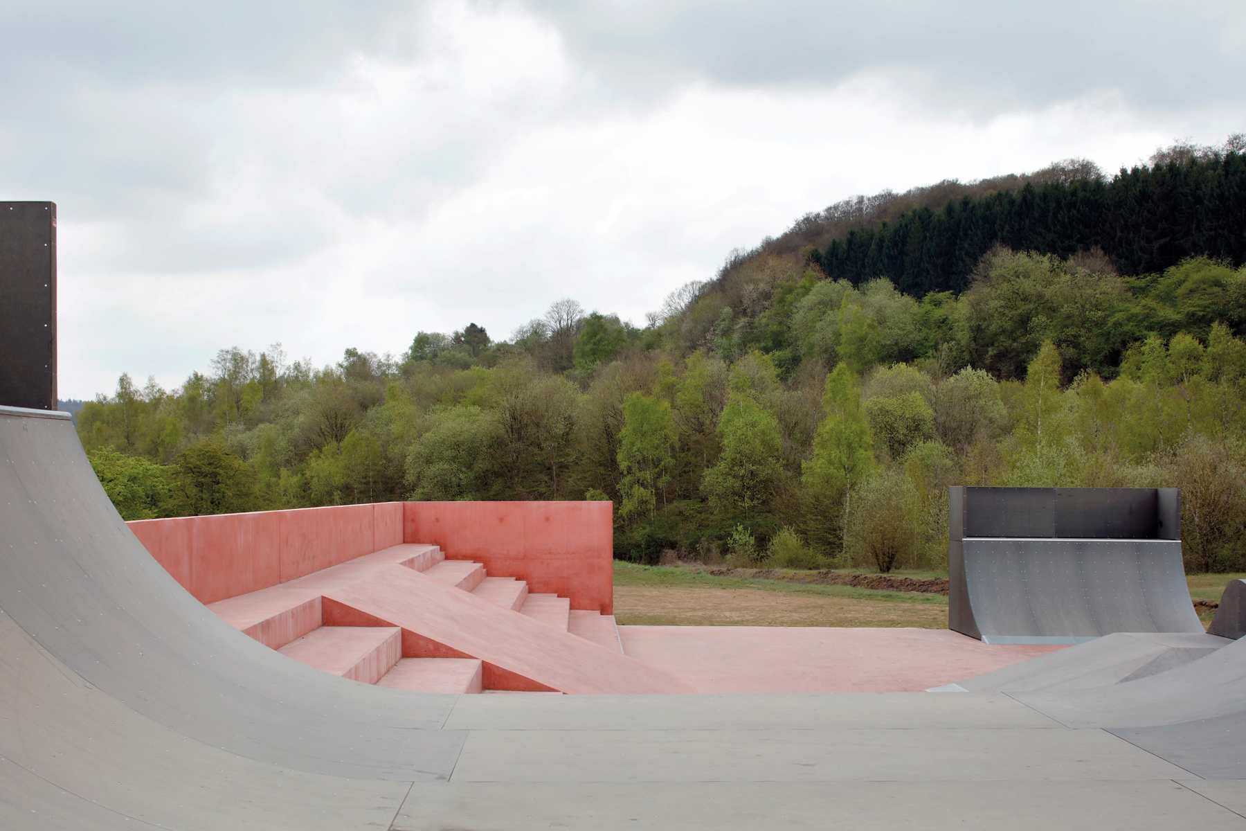 Copyright : 2001 / Maxime Delvaux JOYPARK