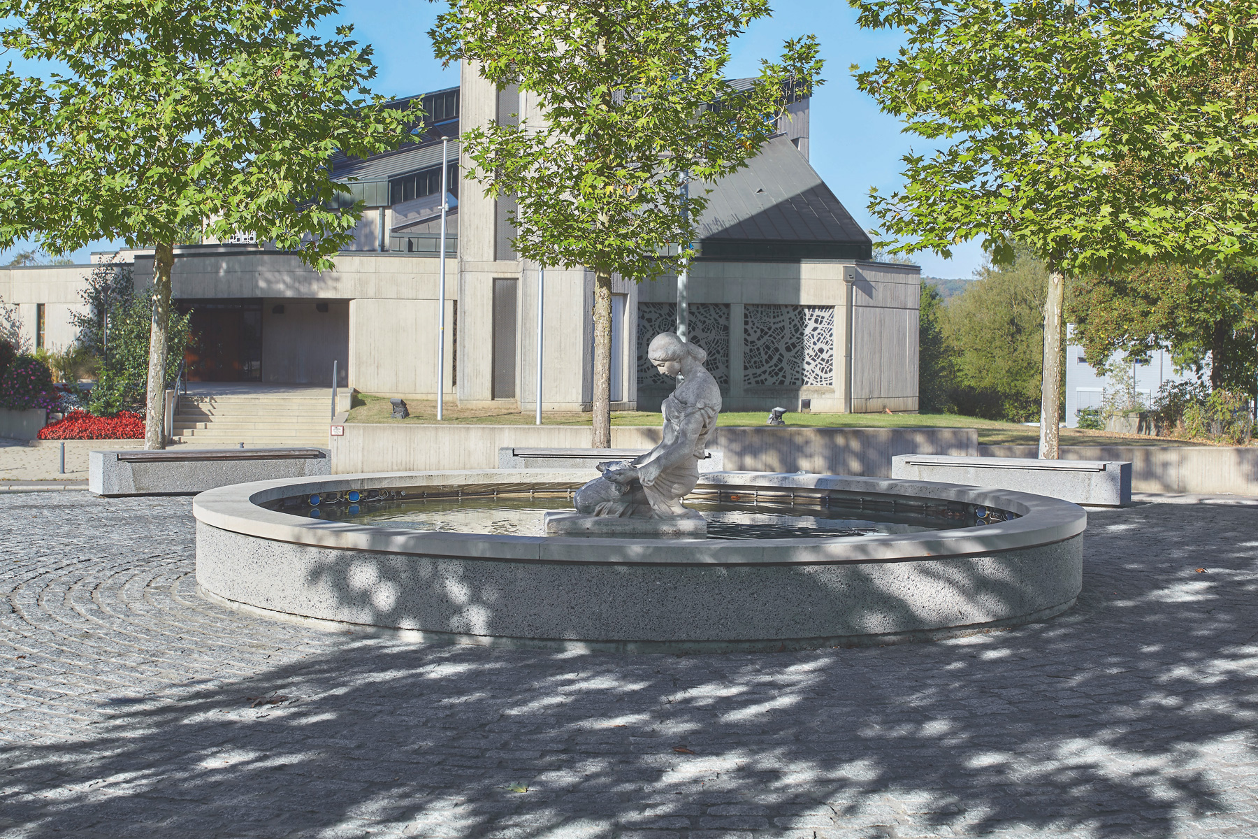 Copyright : Lukas Huneke PLACE CLAUS CITO