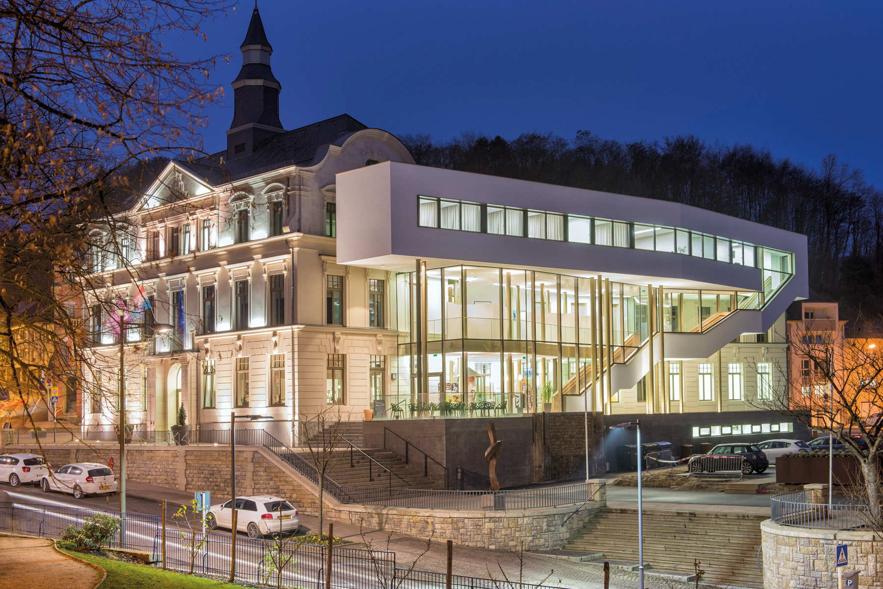 Copyright : Willi Filz CENTRE CULTUREL
