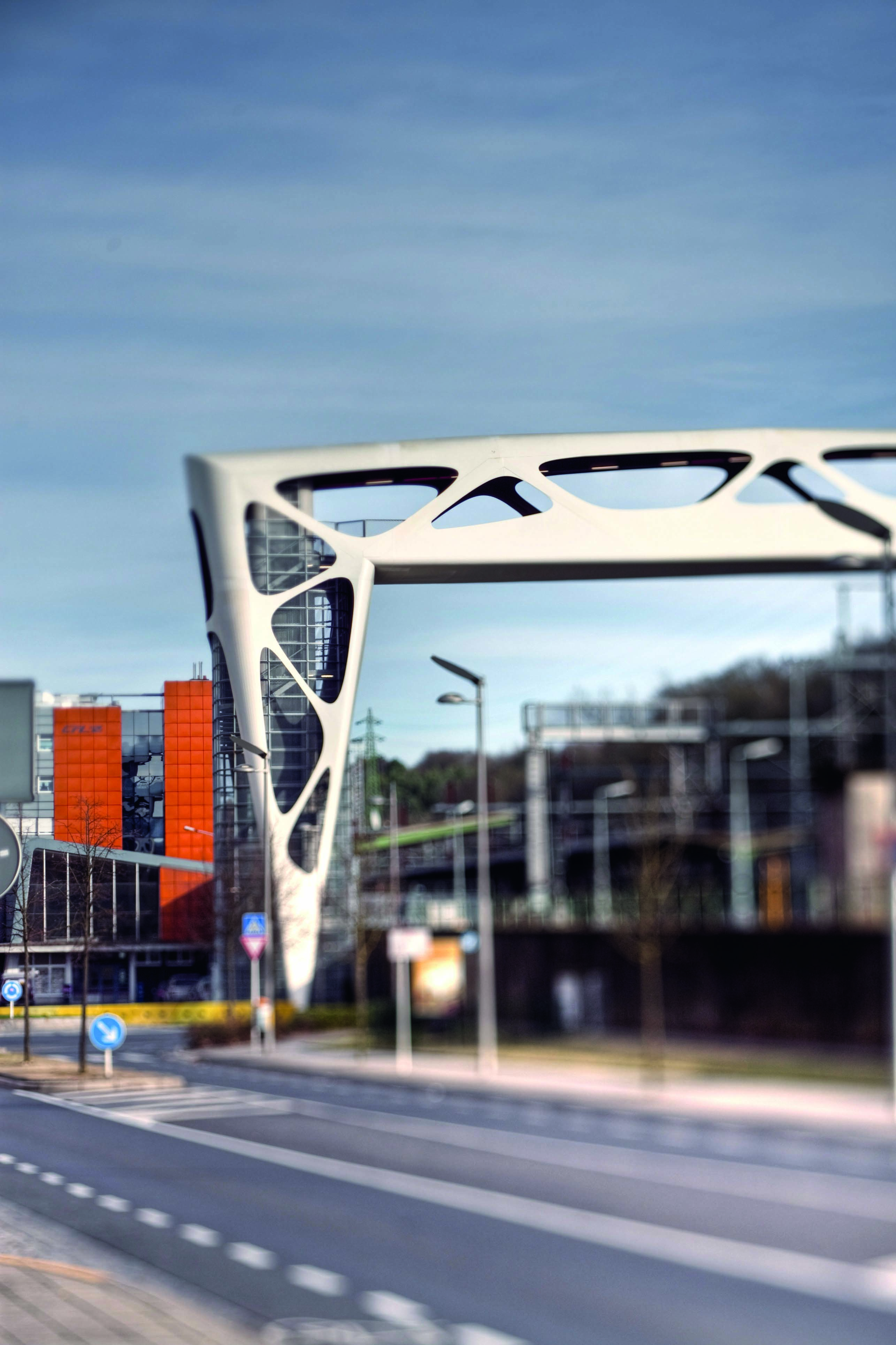 Copyright : Steve Troes Fotodesign PASSERELLE PIÉTONNE