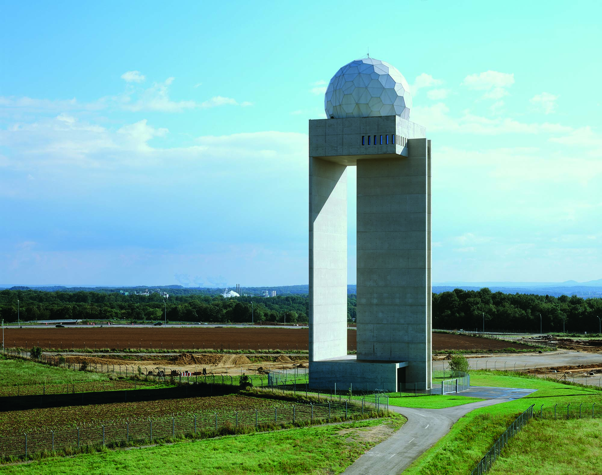 Copyright : Lukas Roth TOUR RADAR
