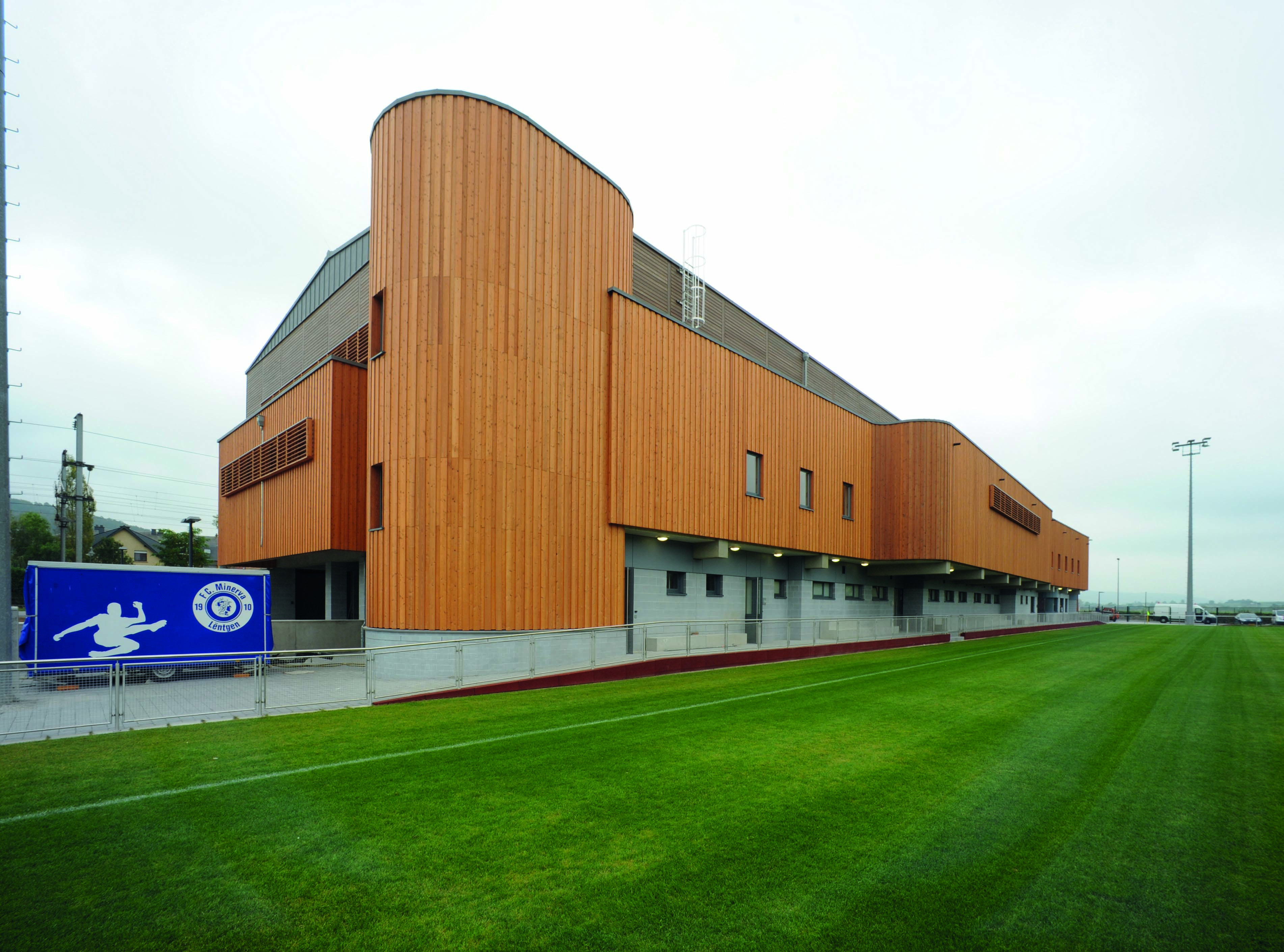 Copyright : Decker, Lammar & Ass. HALL DES SPORTS